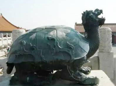 Bronze turtle